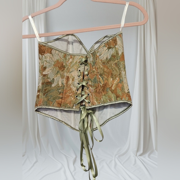 *SOLD* Green and Gold Cottagecore Corset Top - Picture 2 of 2